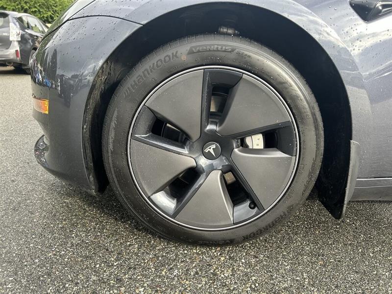 tesla Model 3 2023 - 18
