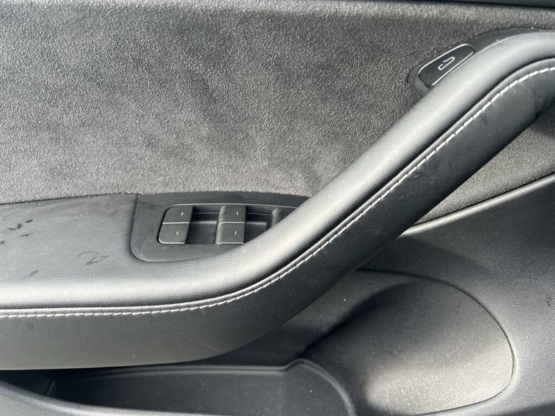 tesla Model 3 2023 - 21