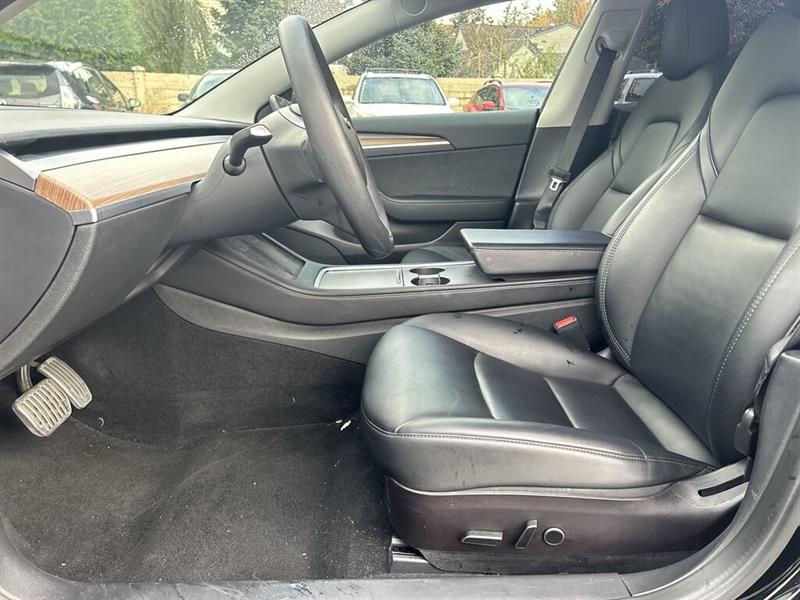 tesla Model 3 2022 - 18