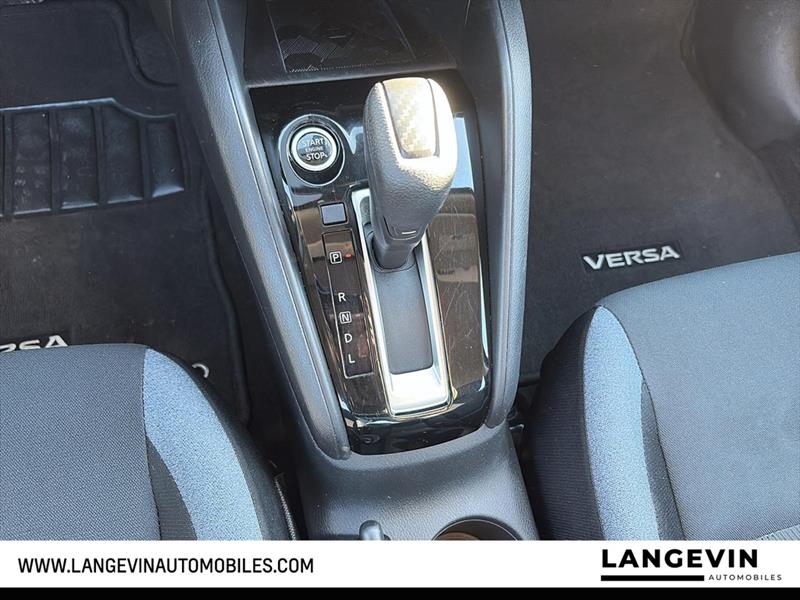 nissan Versa 2023 - 9