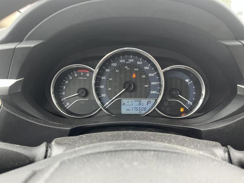 toyota Corolla 2015 - 8