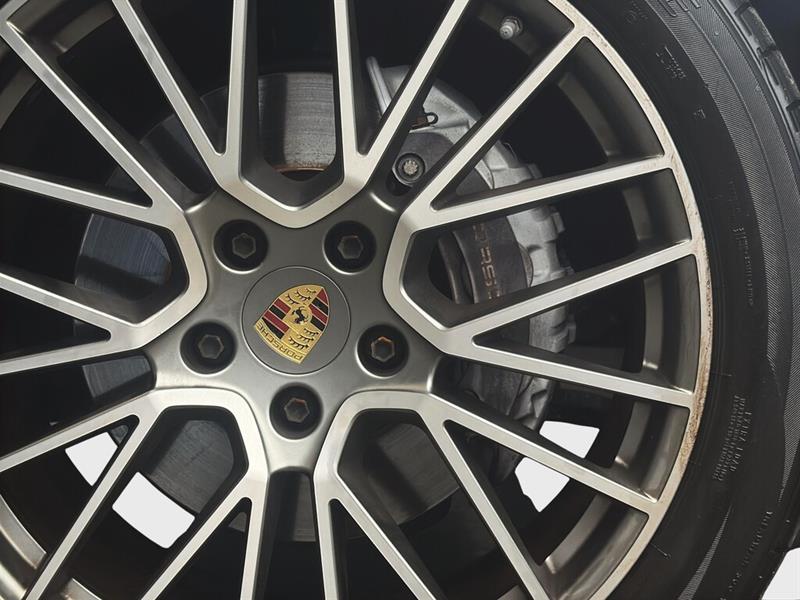 porsche Cayenne 2023 - 12