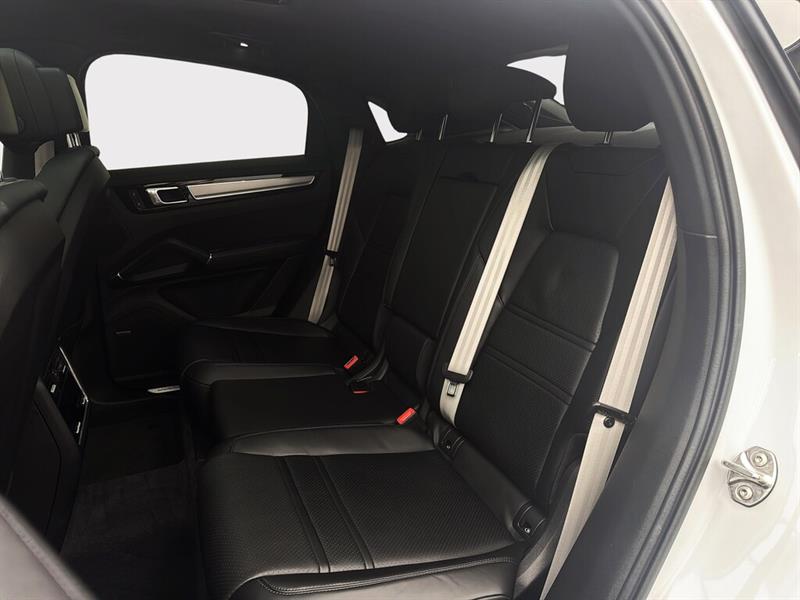 porsche Cayenne 2023 - 26