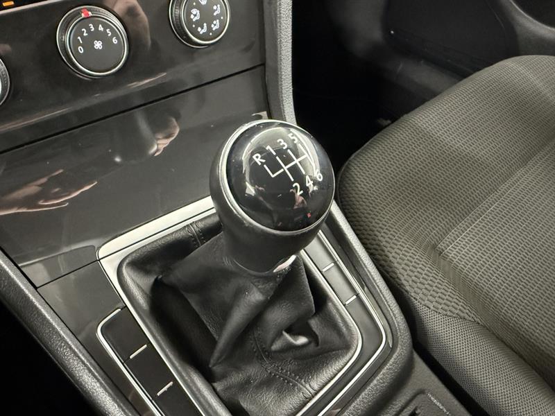 volkswagen Golf 2021 - 15