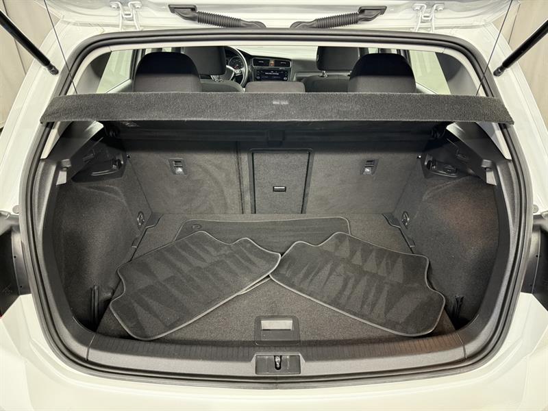 volkswagen Golf 2021 - 18