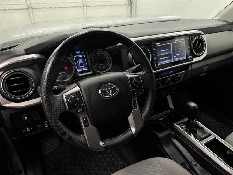 toyota Tacoma 2022 - 17