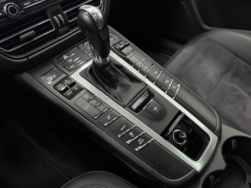 porsche Macan 2021 - 27