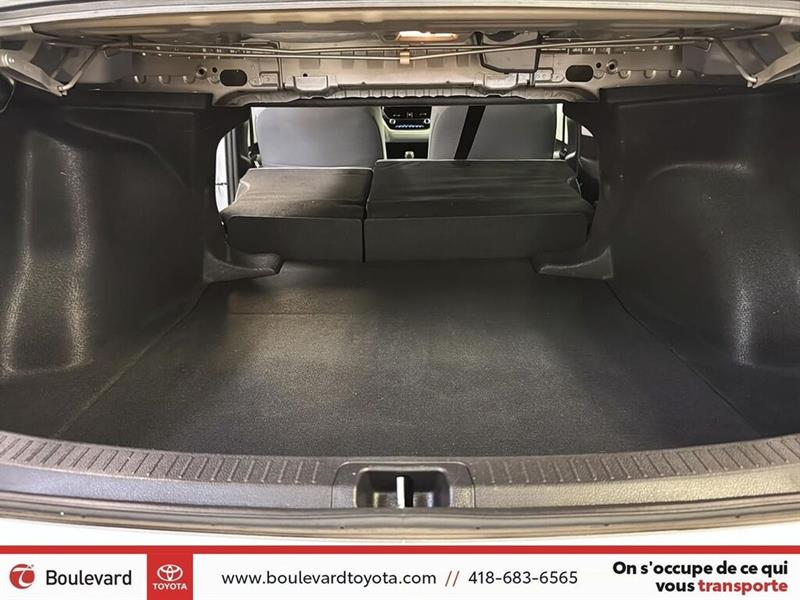 toyota Corolla 2020 - 17