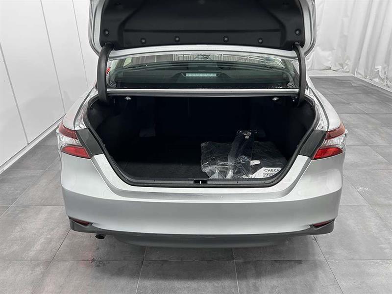 toyota Camry 2021 - 7