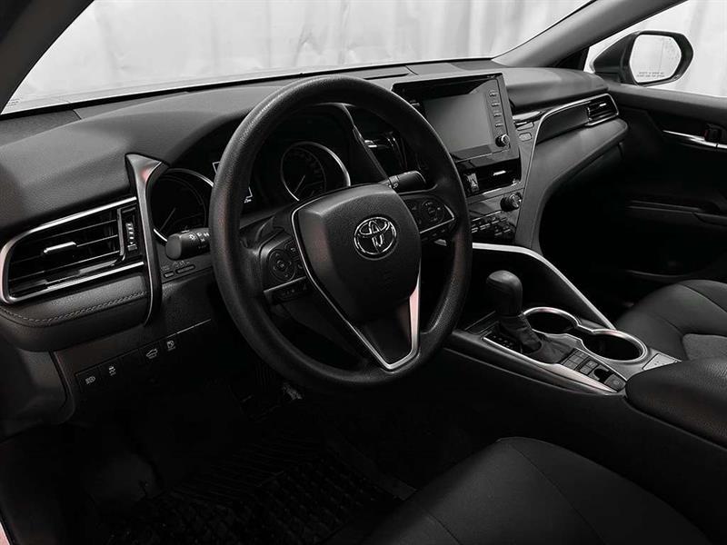 toyota Camry 2021 - 11