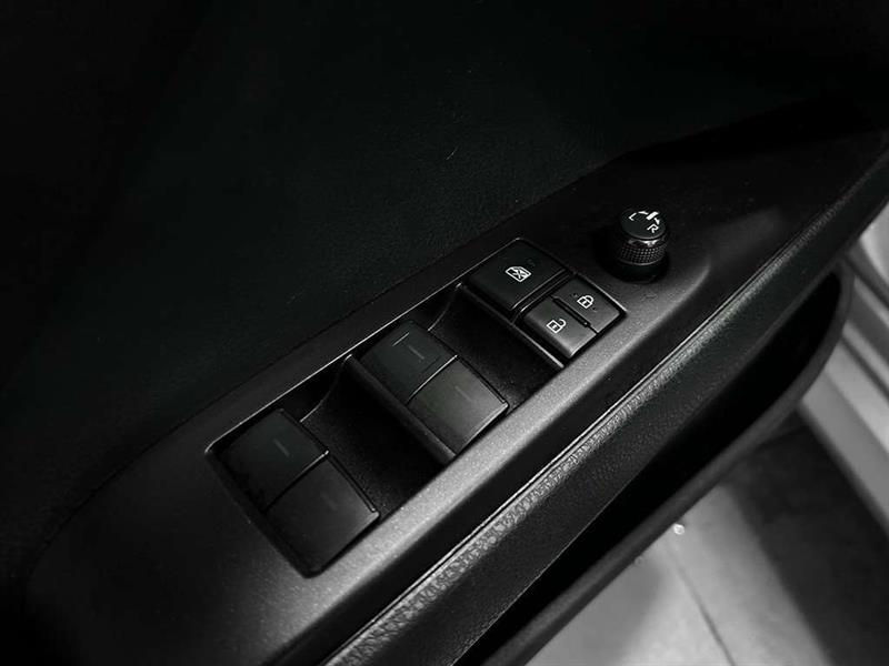 toyota Camry 2021 - 13