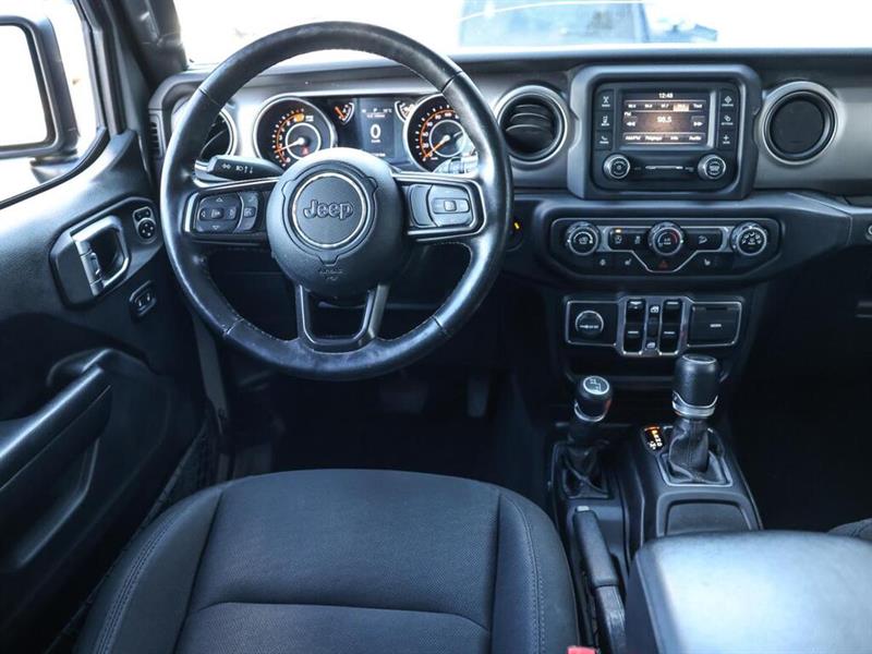 jeep Wrangler 2020 - 11