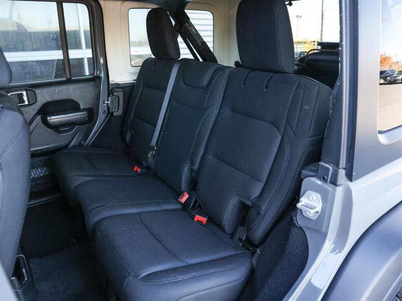 jeep Wrangler 2020 - 19