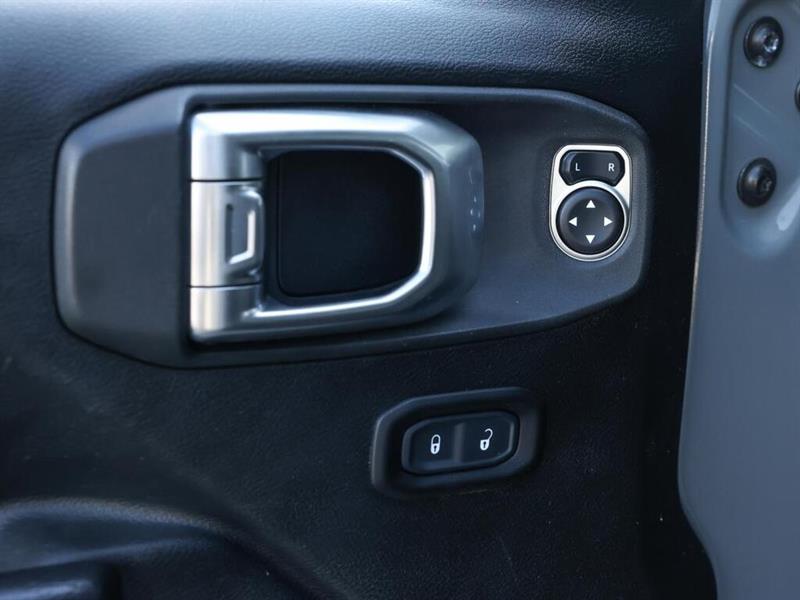 jeep Wrangler 2020 - 24