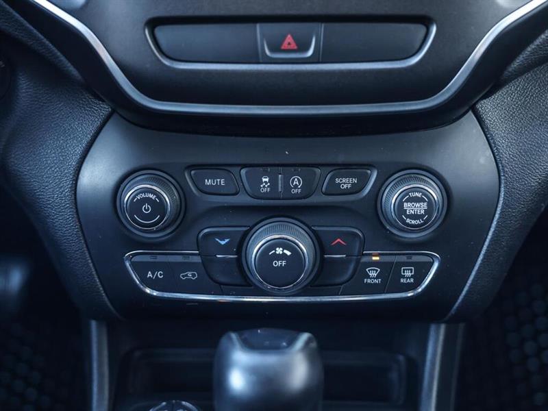 jeep Cherokee 2019 - 18