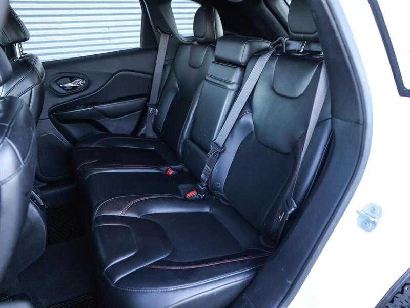 jeep Cherokee 2019 - 23