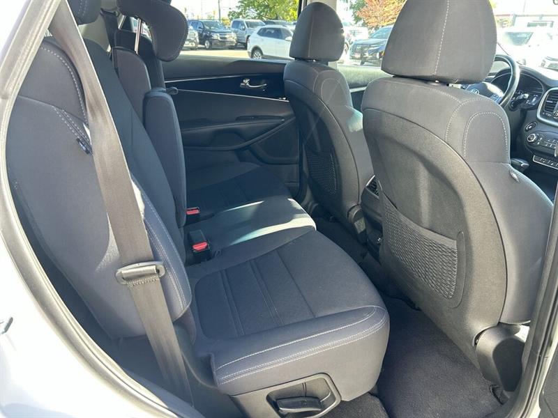 kia Sorento 2019 - 29