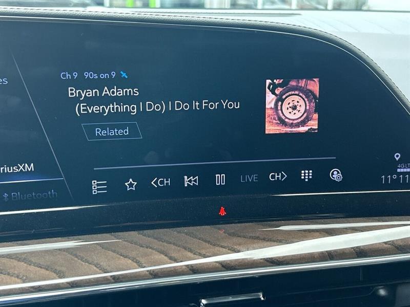 cadillac Escalade 2023 - 24