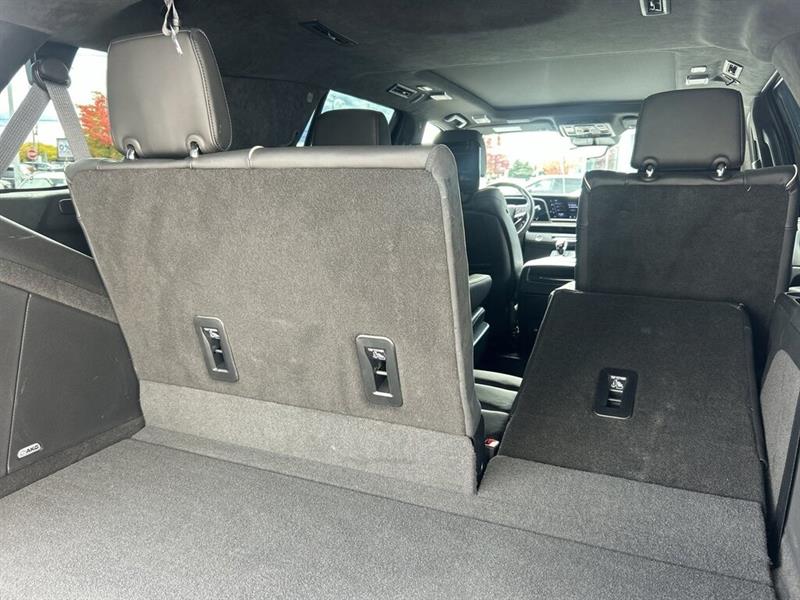 cadillac Escalade 2023 - 32