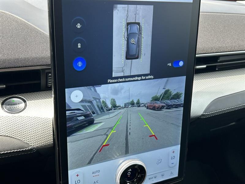 ford Mustang Mach-E 2022 - 25