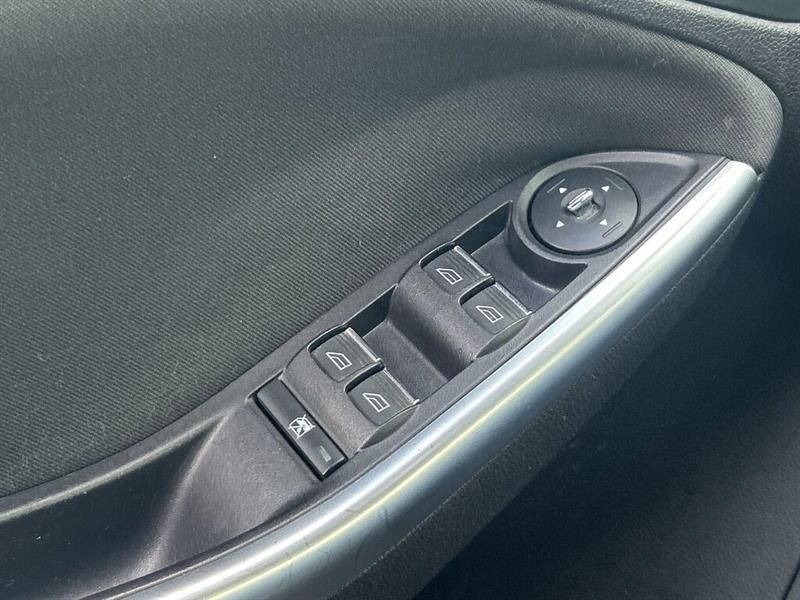 ford Focus 2013 - 21