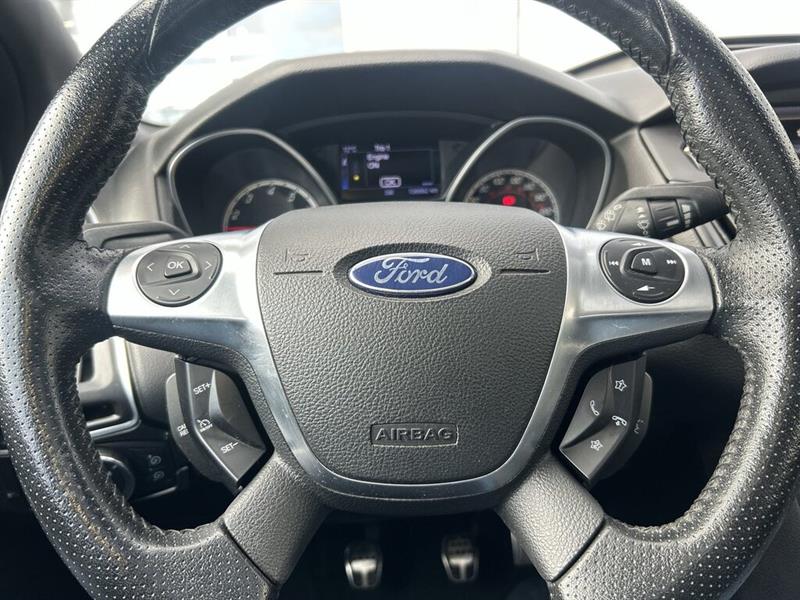 ford Focus 2013 - 22