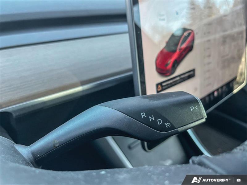 tesla Model 3 2020 - 15