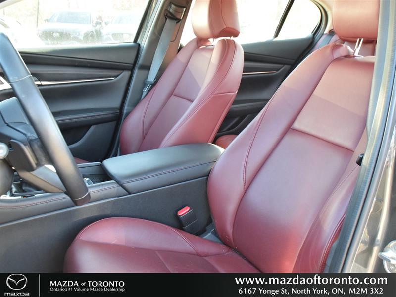 mazda Mazda3 2022 - 11