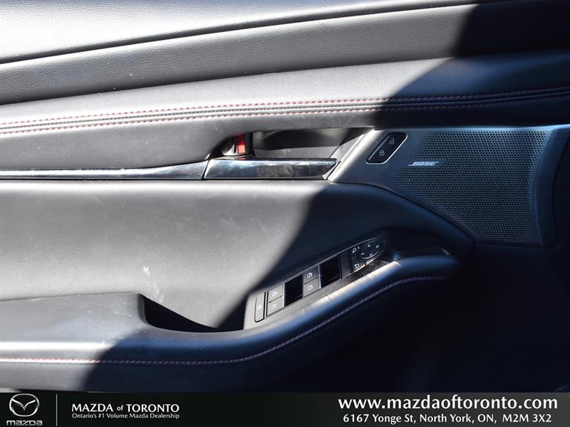 mazda Mazda3 2022 - 25