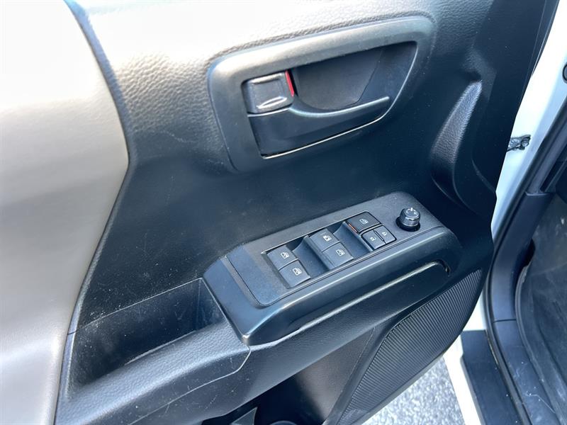 toyota Tacoma 2021 - 15