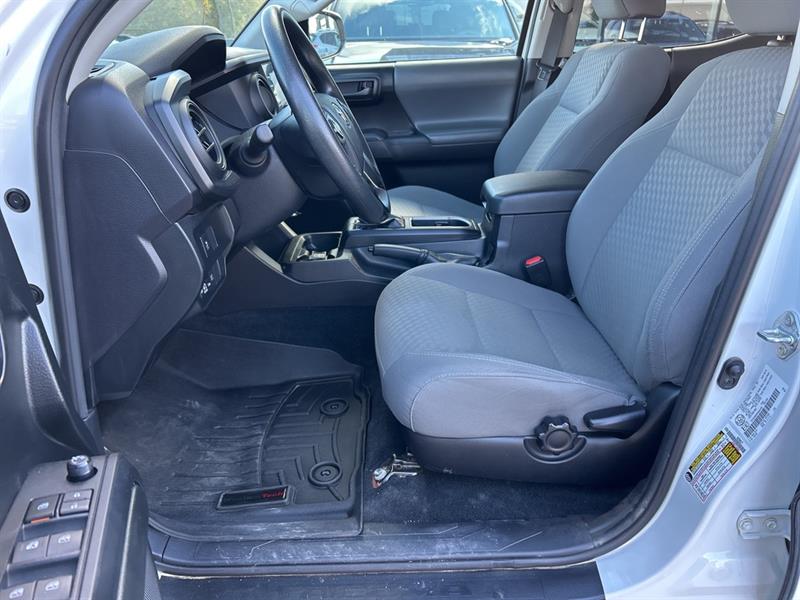 toyota Tacoma 2021 - 16