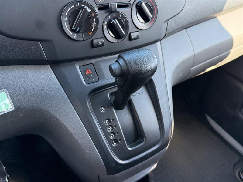 nissan NV200 2021 - 17