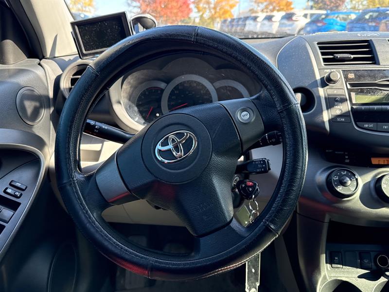 toyota RAV4 2011 - 15