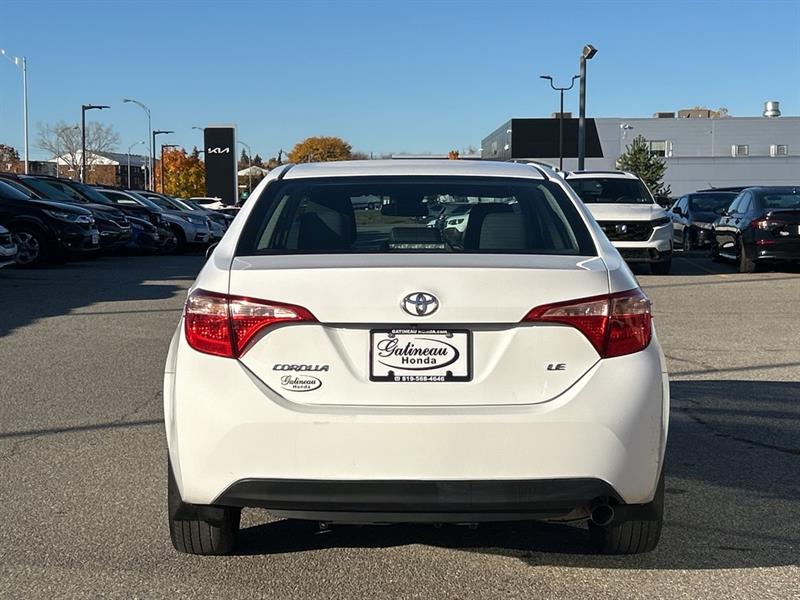 toyota Corolla 2017 - 6