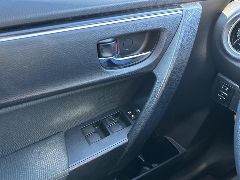 toyota Corolla 2017 - 11