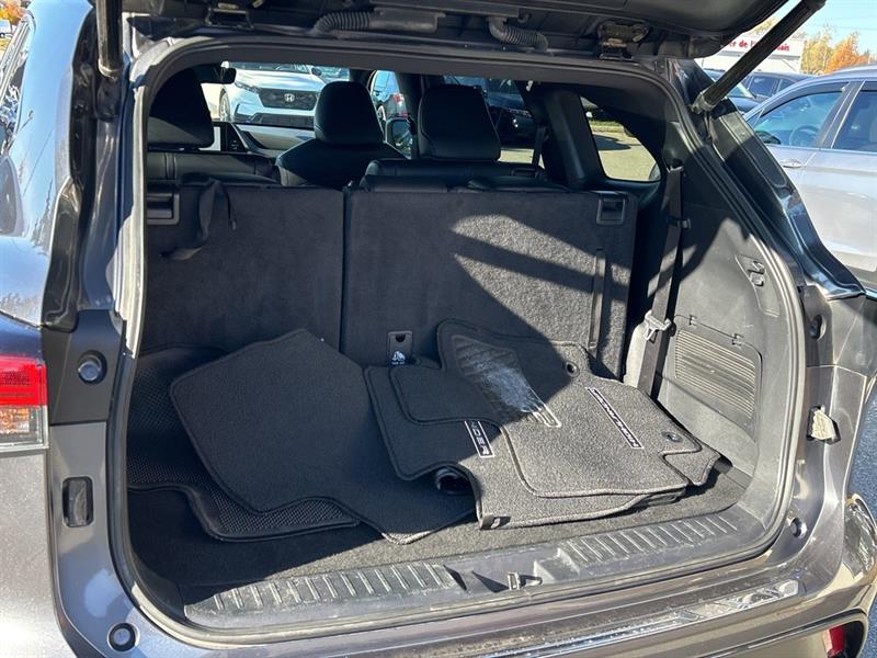 toyota Highlander 2023 - 17