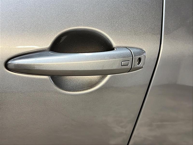 nissan Rogue 2023 - 25