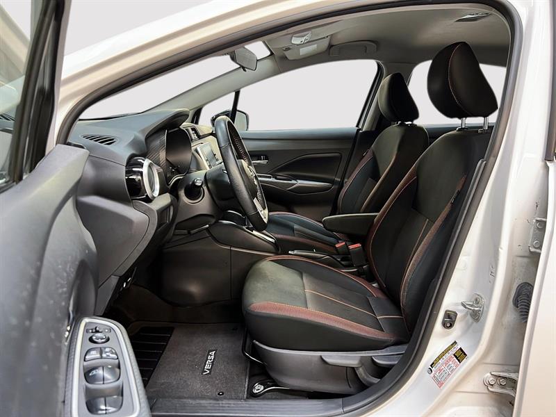 nissan Versa 2022 - 7