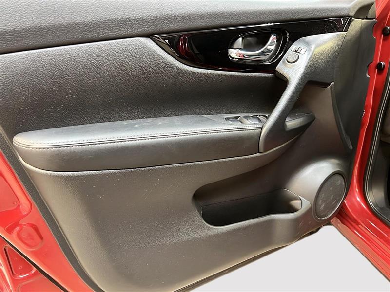 nissan Qashqai 2022 - 24