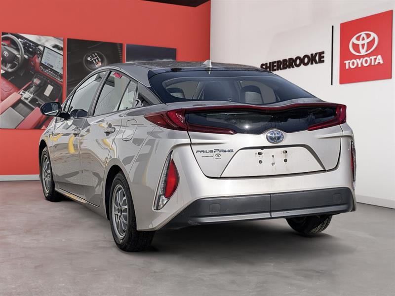 toyota Prius Prime 2021 - 2