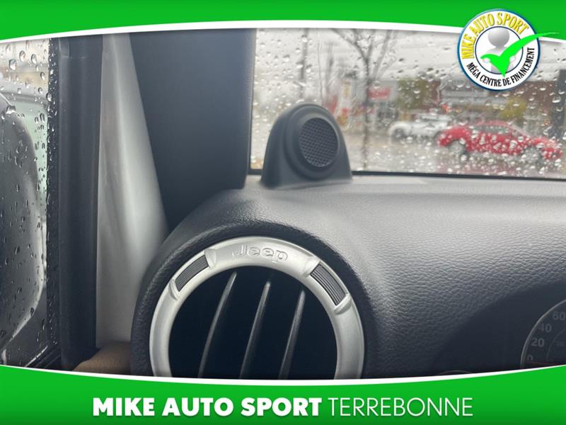 jeep Wrangler 2014 - 24