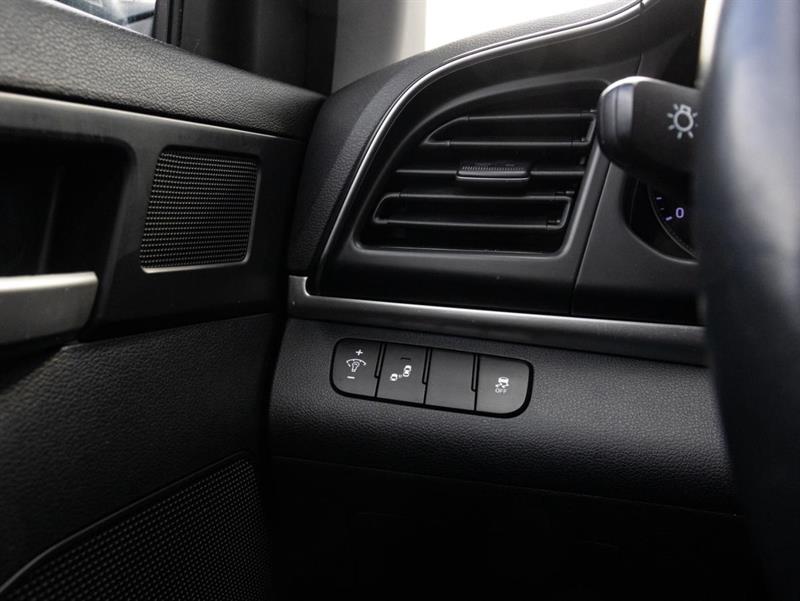 hyundai Elantra 2020 - 15