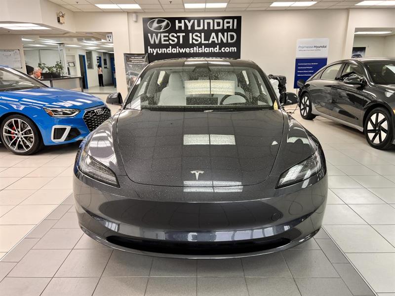 tesla Model 3 2024 - 2