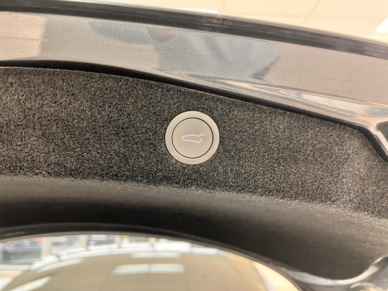 tesla Model 3 2024 - 9