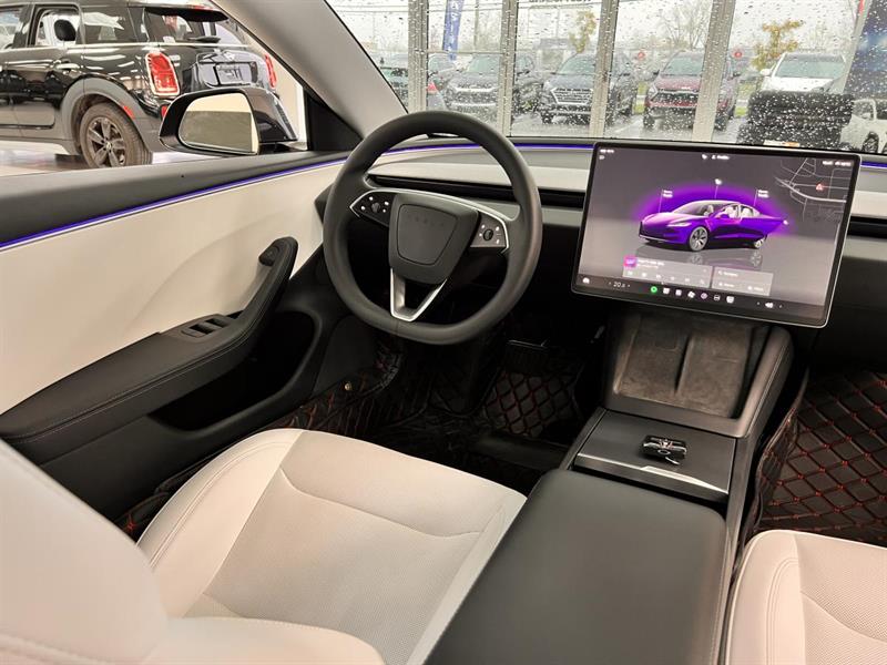 tesla Model 3 2024 - 11