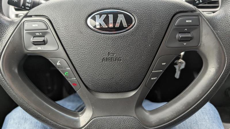 kia Forte 2018 - 10