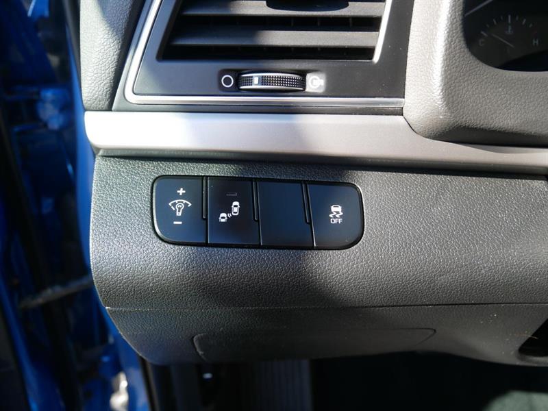 hyundai Elantra 2017 - 21