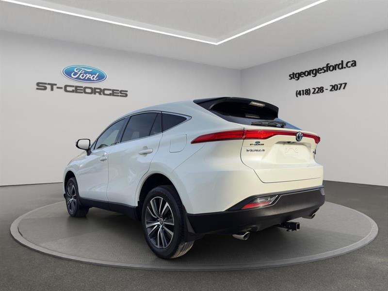 toyota Venza Hybrid 2022 - 3