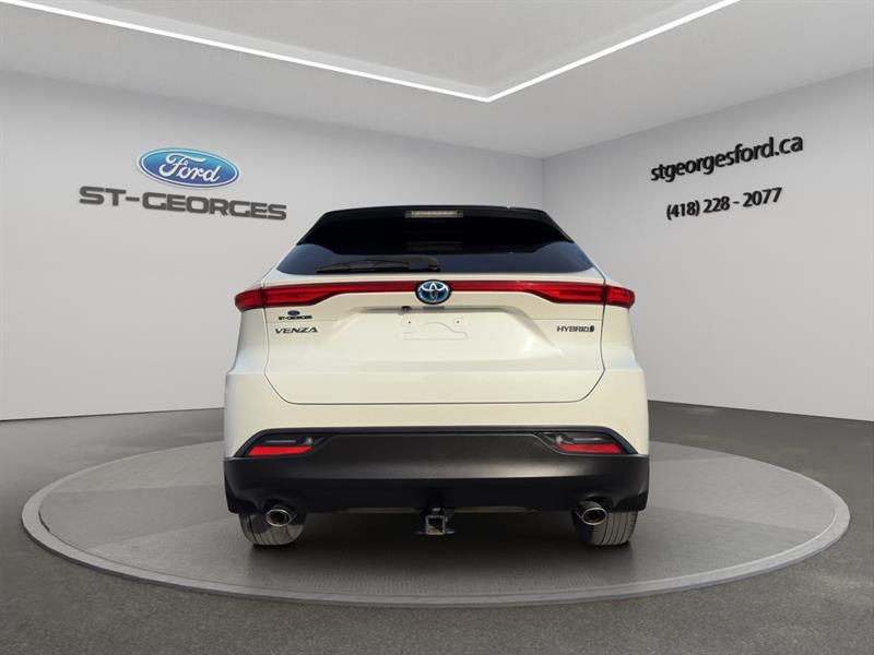 toyota Venza Hybrid 2022 - 4