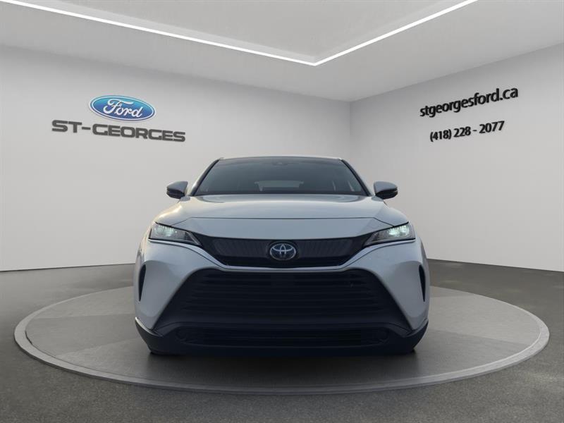 toyota Venza Hybrid 2022 - 8